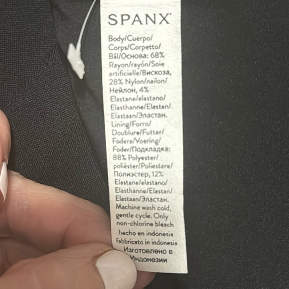 Spanx The Perfect Asymmetrical Blazer Classic Black Medium - Picture 10 of 10